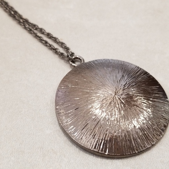 NY Collection Jewelry - NY long necklace